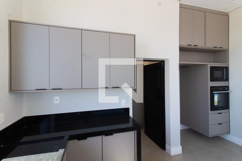 Casa à Venda - Lot. Alphaville Campinas, 4 Quartos,  411 m2 em , Campinas - sp | SoloBR