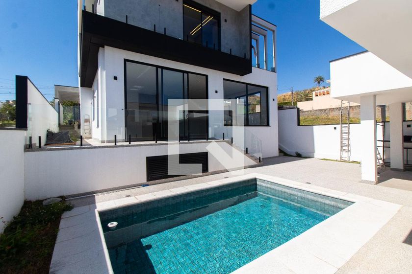 Casa à Venda - Lot. Alphaville Campinas, 4 Quartos,  411 m2 em , Campinas - sp | SoloBR