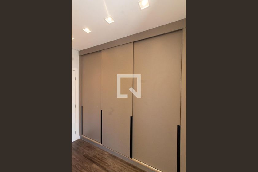 Casa à Venda - Lot. Alphaville Campinas, 4 Quartos,  411 m2 em , Campinas - sp | SoloBR