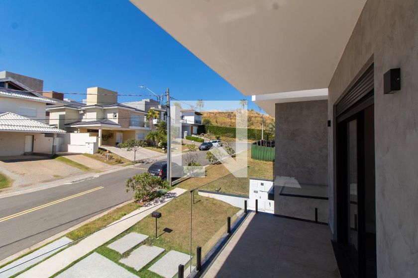 Casa à Venda - Lot. Alphaville Campinas, 4 Quartos,  411 m2 em , Campinas - sp | SoloBR