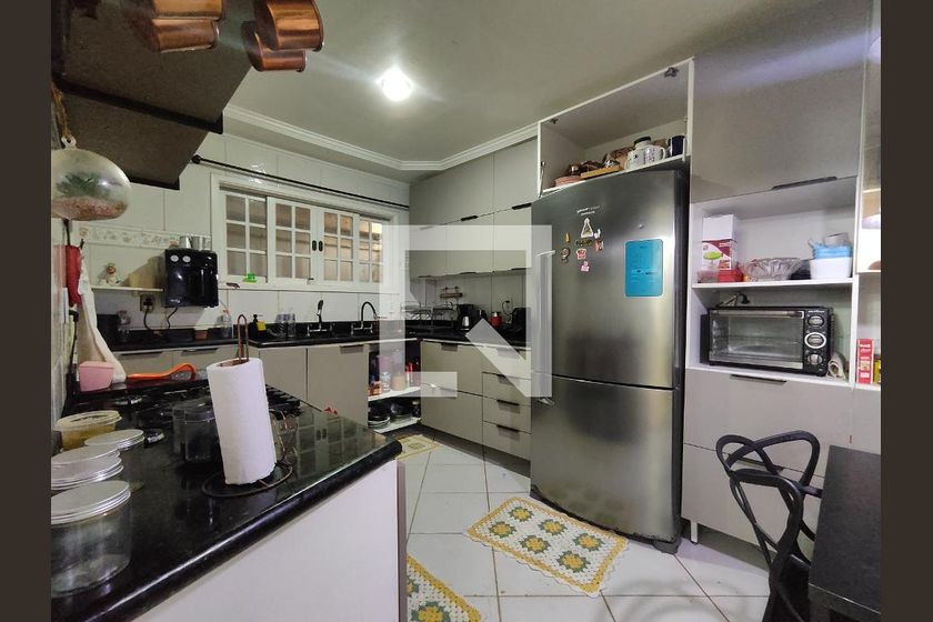 Casa, 5 quartos, 250 m² - Foto 47