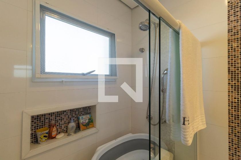 Casa à Venda - Swiss Park, 4 Quartos,  320 m2 em , Campinas - sp | SoloBR