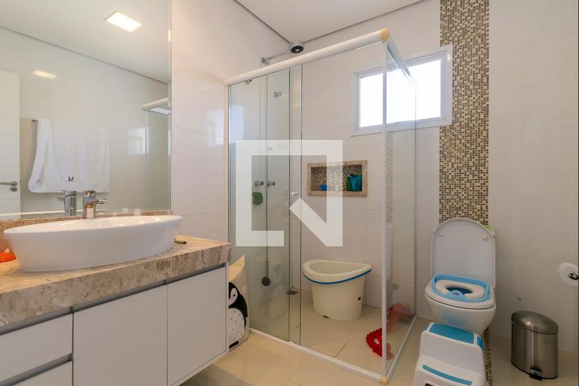 Casa à Venda - Swiss Park, 4 Quartos,  320 m2 em , Campinas - sp | SoloBR