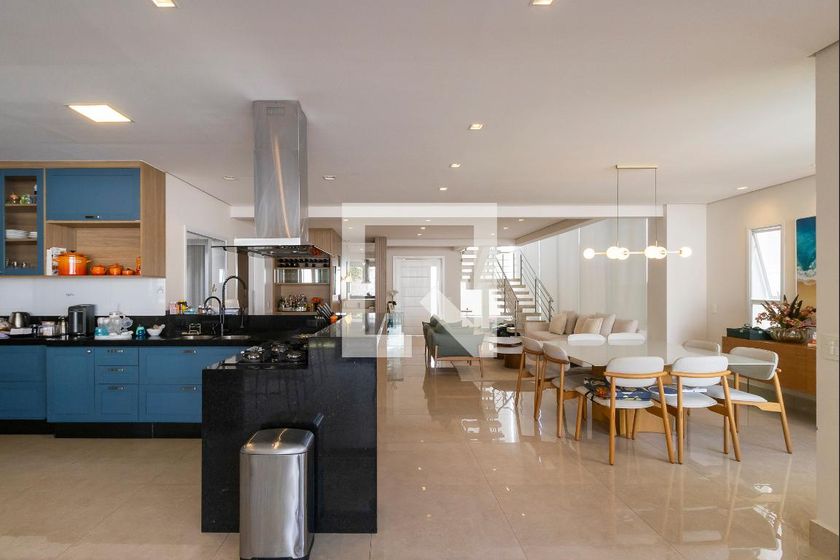 Casa à Venda - Swiss Park, 4 Quartos,  320 m2 em , Campinas - sp | SoloBR