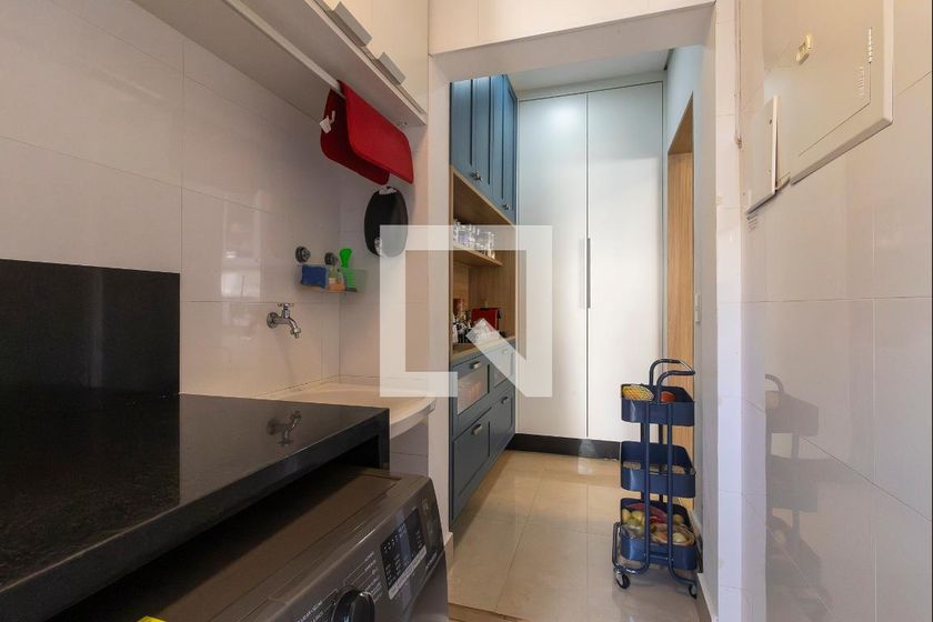 Casa à Venda - Swiss Park, 4 Quartos,  320 m2 em , Campinas - sp | SoloBR