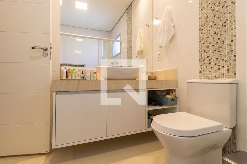 Casa à Venda - Swiss Park, 4 Quartos,  320 m2 em , Campinas - sp | SoloBR