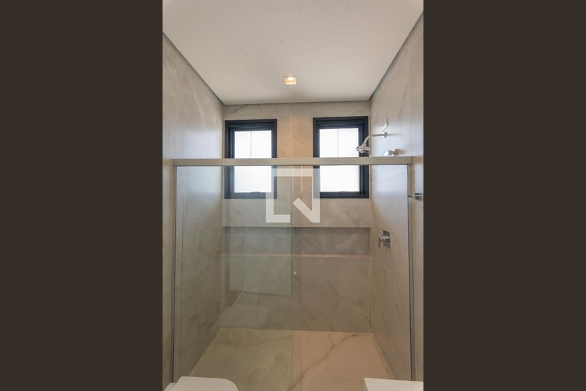 Casa à Venda - Swiss Park, 4 Quartos,  330 m2 em , Campinas - sp | SoloBR