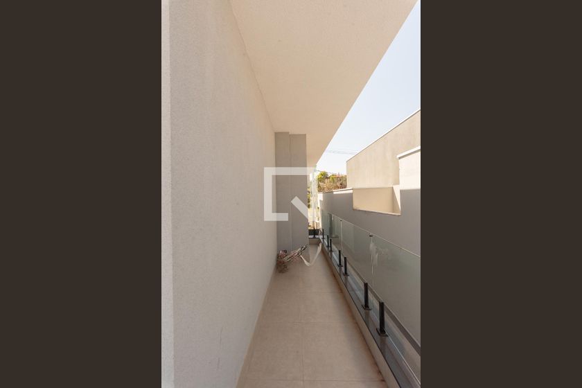 Casa à Venda - Swiss Park, 4 Quartos,  330 m2 em , Campinas - sp | SoloBR