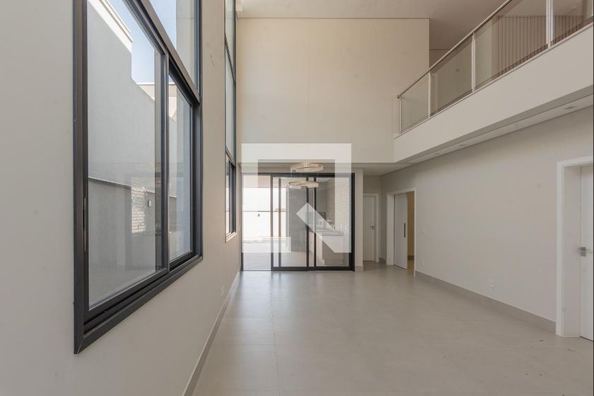 Casa à Venda - Swiss Park, 4 Quartos,  330 m2 em , Campinas - sp | SoloBR