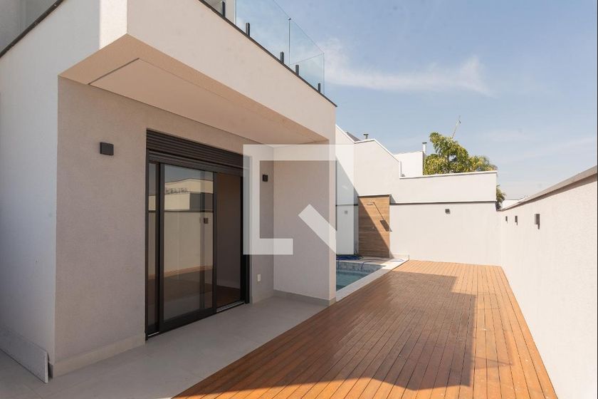 Casa à Venda - Swiss Park, 4 Quartos,  330 m2 em , Campinas - sp | SoloBR