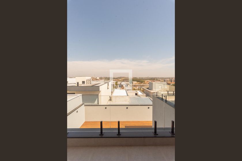 Casa à Venda - Swiss Park, 4 Quartos,  330 m2 em , Campinas - sp | SoloBR
