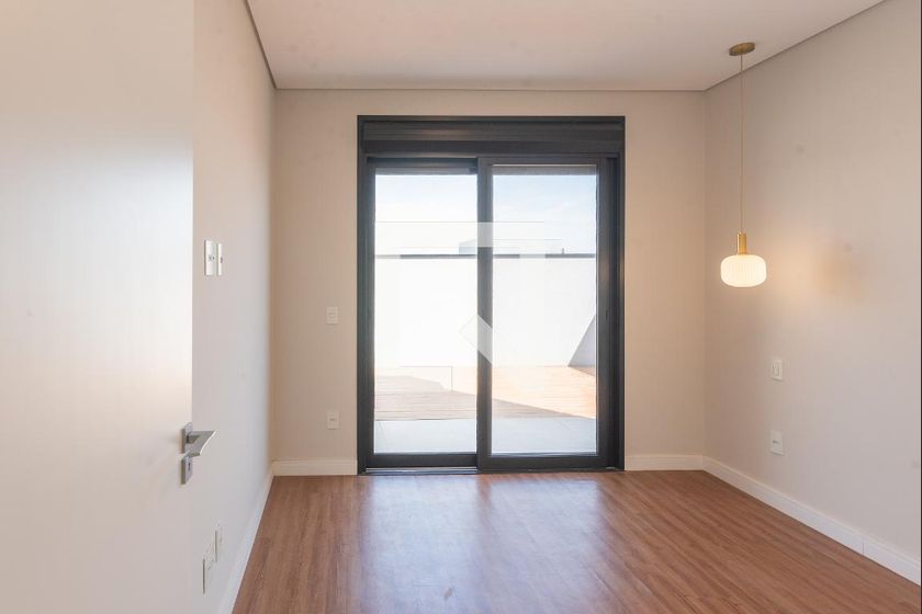 Casa à Venda - Swiss Park, 4 Quartos,  330 m2 em , Campinas - sp | SoloBR