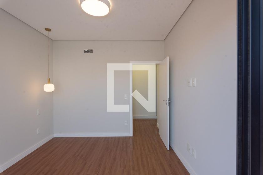 Casa à Venda - Swiss Park, 4 Quartos,  330 m2 em , Campinas - sp | SoloBR