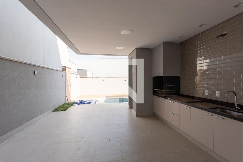 Casa à Venda - Swiss Park, 4 Quartos,  330 m2 em , Campinas - sp | SoloBR