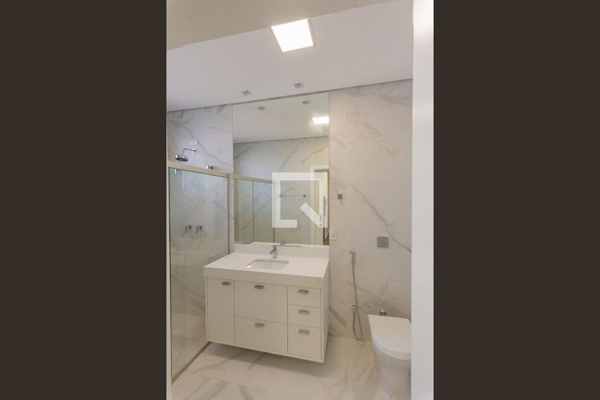 Casa à Venda - Swiss Park, 4 Quartos,  330 m2 em , Campinas - sp | SoloBR