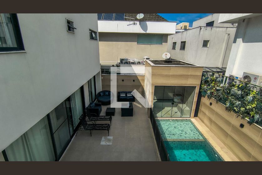 Casa, 5 quartos, 300 m² - Foto 31