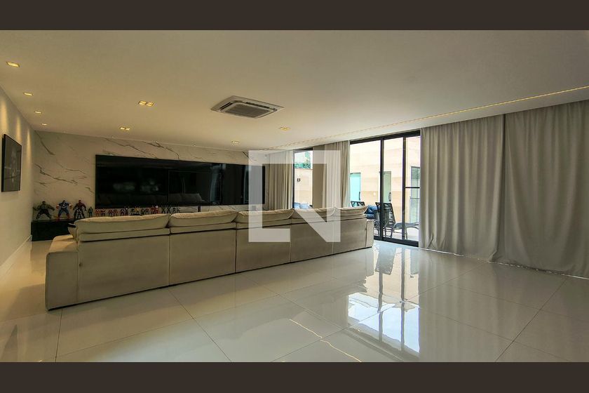 Casa, 5 quartos, 300 m² - Foto 3