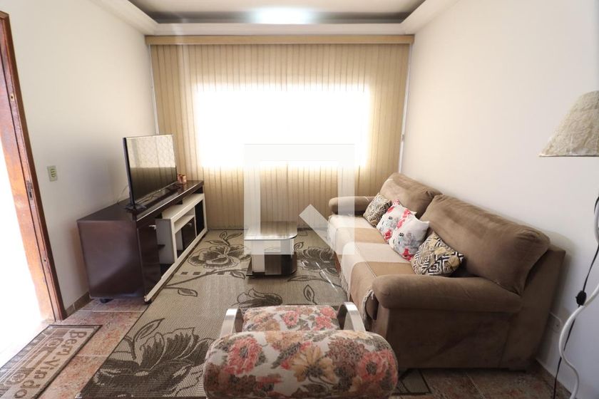 Casa, 3 quartos, 232 m² - Foto 4