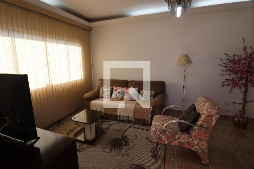 Casa, 3 quartos, 232 m² - Foto 2