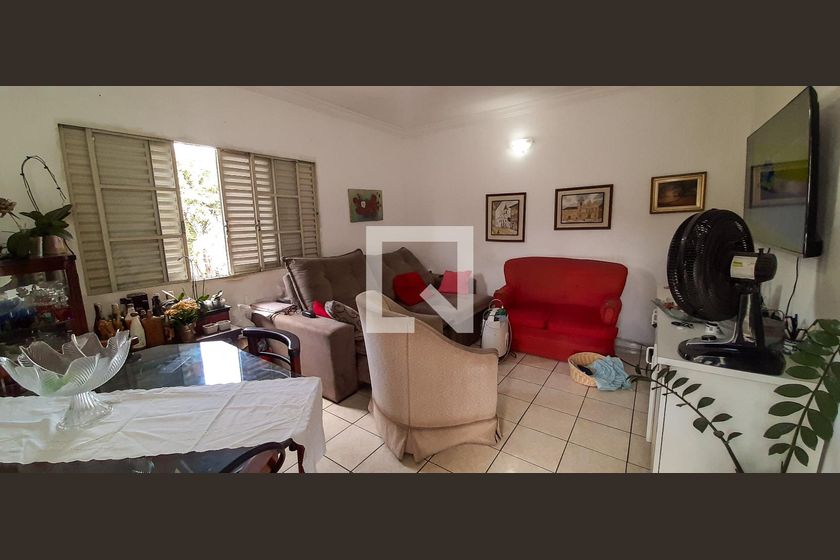 Casa, 4 quartos, 253 m² - Foto 1