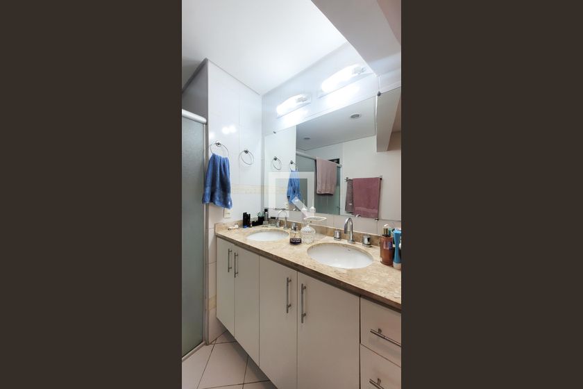 Apartamento à Venda - Centro, 2 Quartos,  100 m2 em , Campinas - sp | SoloBR