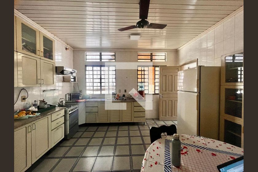 Casa à Venda - Taquaral, 3 Quartos,  141 m2 em , Campinas - sp | SoloBR