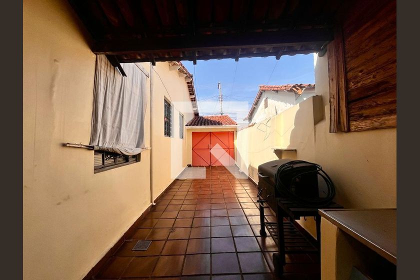 Casa à Venda - Taquaral, 3 Quartos,  141 m2 em , Campinas - sp | SoloBR