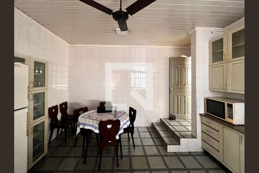Casa à Venda - Taquaral, 3 Quartos,  141 m2 em , Campinas - sp | SoloBR