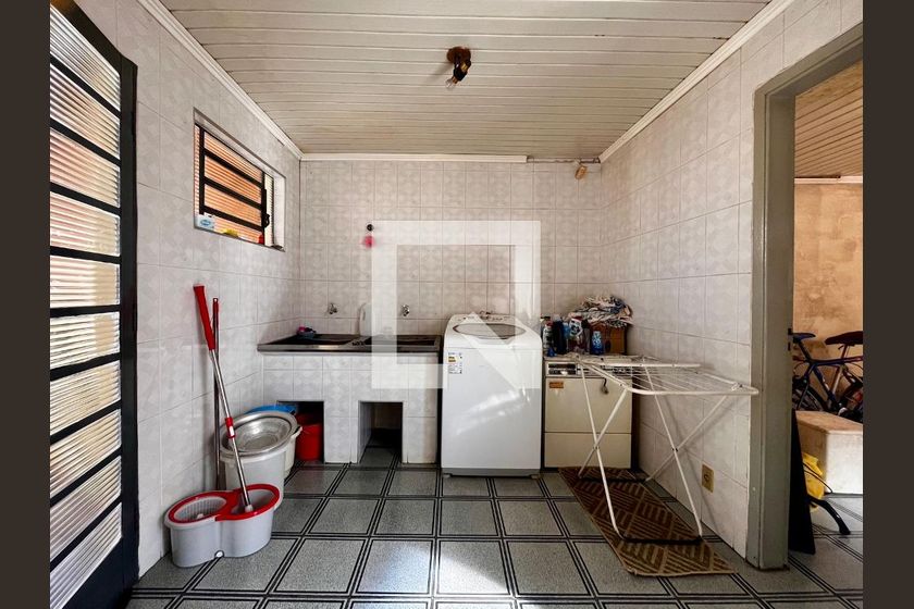 Casa à Venda - Taquaral, 3 Quartos,  141 m2 em , Campinas - sp | SoloBR