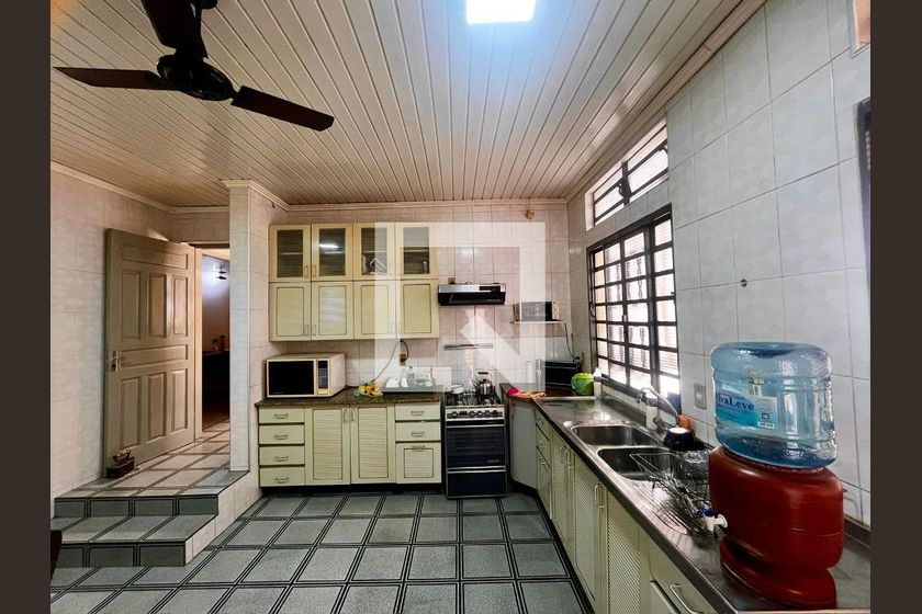 Casa à Venda - Taquaral, 3 Quartos,  141 m2 em , Campinas - sp | SoloBR