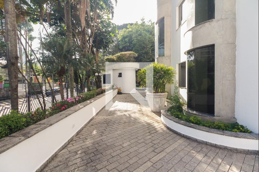 Apartamento, 4 quartos, 244 m² - Foto 175