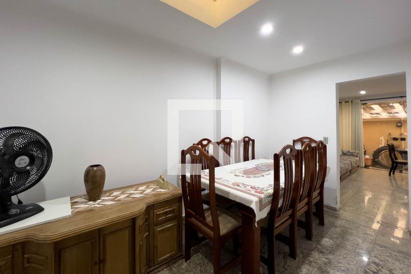 Casa, 3 quartos, 232 m² - Foto 11