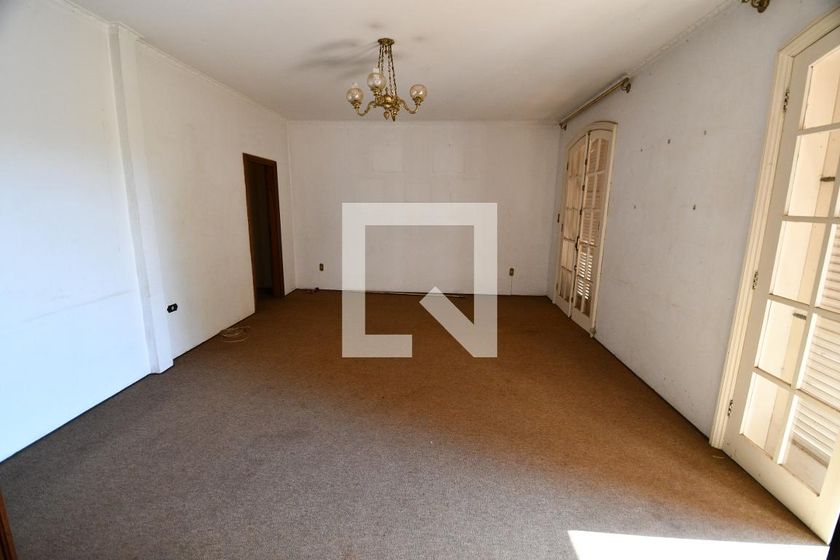 Casa à Venda - Guanabara, 7 Quartos,  1570 m2 em , Campinas - sp | SoloBR