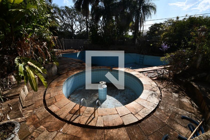 Casa à Venda - Guanabara, 7 Quartos,  1570 m2 em , Campinas - sp | SoloBR