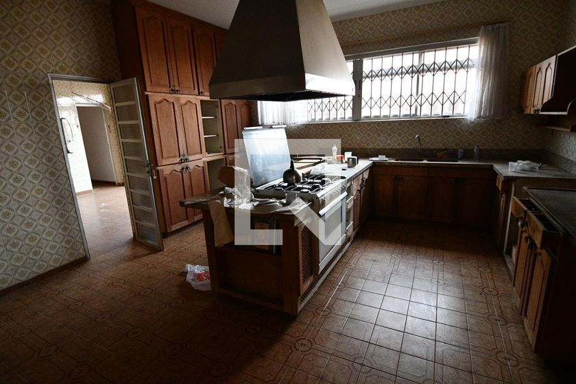 Casa à Venda - Guanabara, 7 Quartos,  1570 m2 em , Campinas - sp | SoloBR