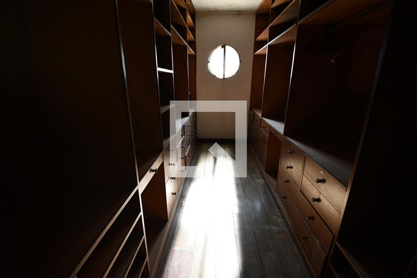 Casa à Venda - Guanabara, 7 Quartos,  1570 m2 em , Campinas - sp | SoloBR