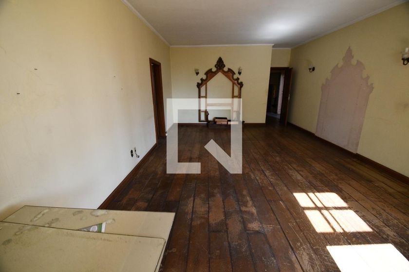 Casa à Venda - Guanabara, 7 Quartos,  1570 m2 em , Campinas - sp | SoloBR