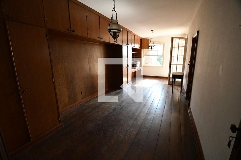 Casa à Venda - Guanabara, 7 Quartos,  1570 m2 em , Campinas - sp | SoloBR