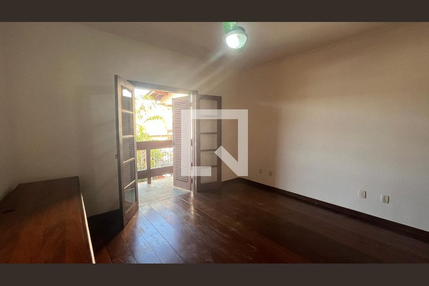 Casa à Venda - Jardim Chapadão, 5 Quartos,  315 m2 em , Campinas - sp | SoloBR
