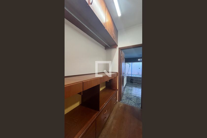 Casa à Venda - Jardim Chapadão, 5 Quartos,  315 m2 em , Campinas - sp | SoloBR