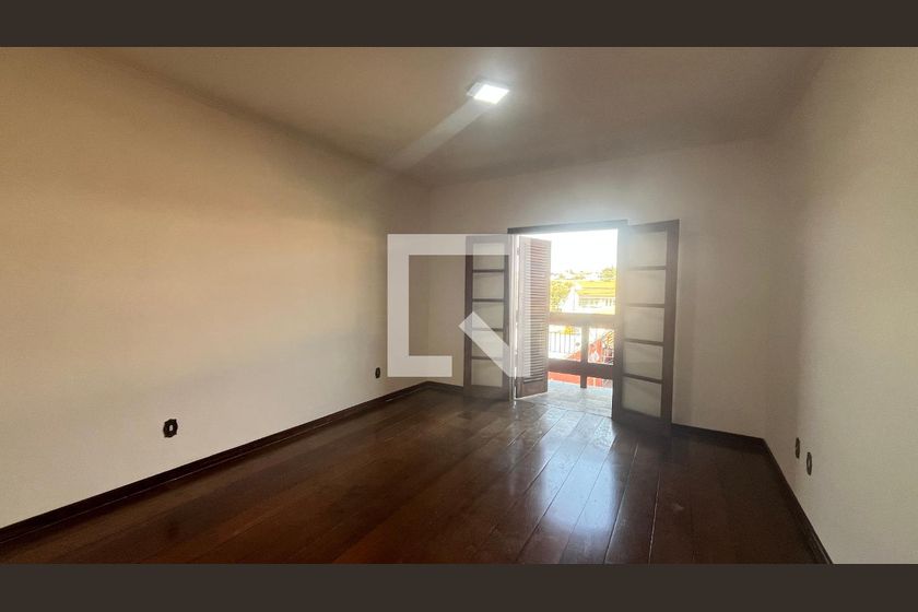 Casa à Venda - Jardim Chapadão, 5 Quartos,  315 m2 em , Campinas - sp | SoloBR