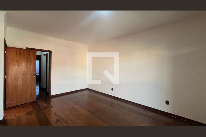 Casa à Venda - Jardim Chapadão, 5 Quartos,  315 m2 em , Campinas - sp | SoloBR