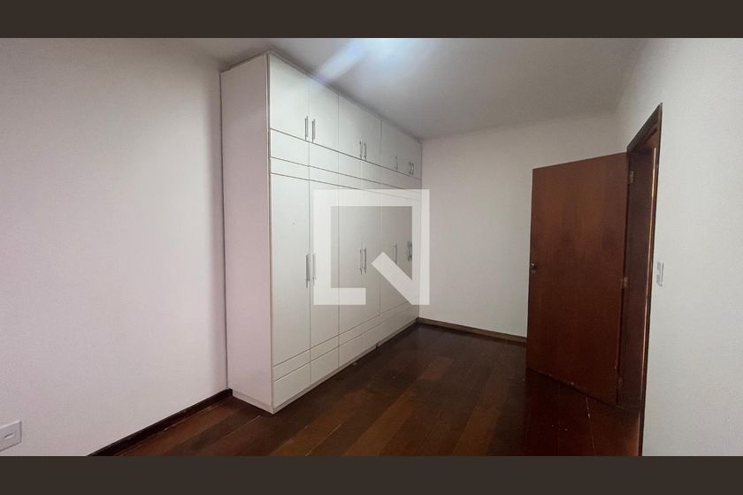 Casa à Venda - Jardim Chapadão, 5 Quartos,  315 m2 em , Campinas - sp | SoloBR
