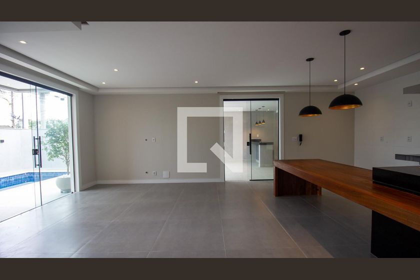 Casa, 4 quartos, 300 m² - Foto 4