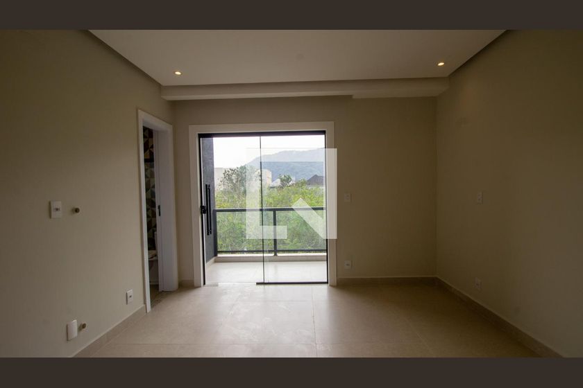 Casa, 4 quartos, 300 m² - Foto 28