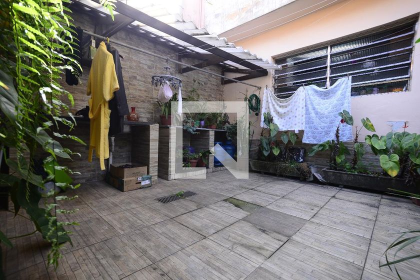 Casa, 4 quartos, 250 m² - Foto 30