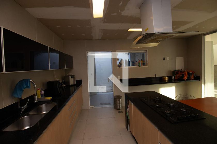 Casa, 3 quartos, 350 m² - Foto 79