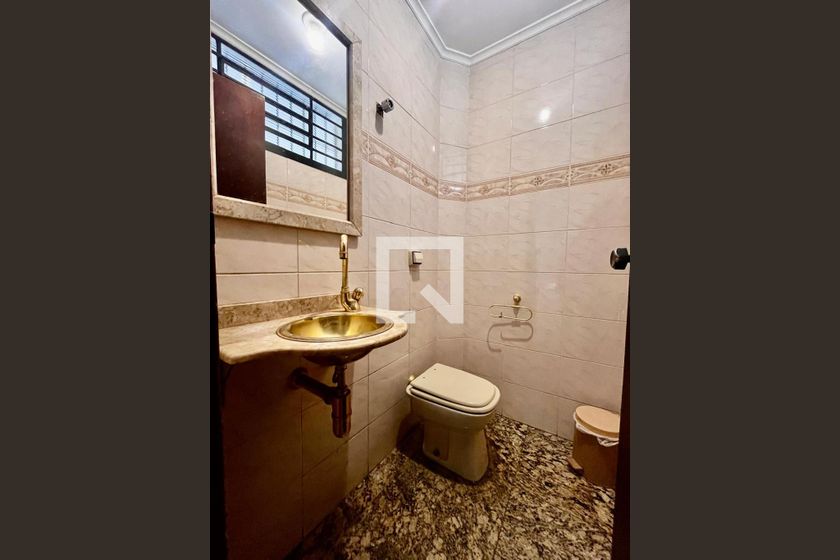 Casa à Venda - Jardim Chapadão, 4 Quartos,  300 m2 em , Campinas - sp | SoloBR