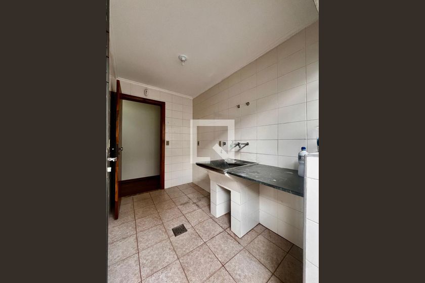Casa à Venda - Jardim Chapadão, 4 Quartos,  300 m2 em , Campinas - sp | SoloBR