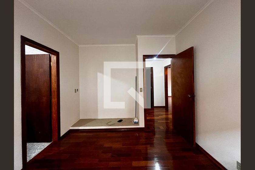 Casa à Venda - Jardim Chapadão, 4 Quartos,  300 m2 em , Campinas - sp | SoloBR